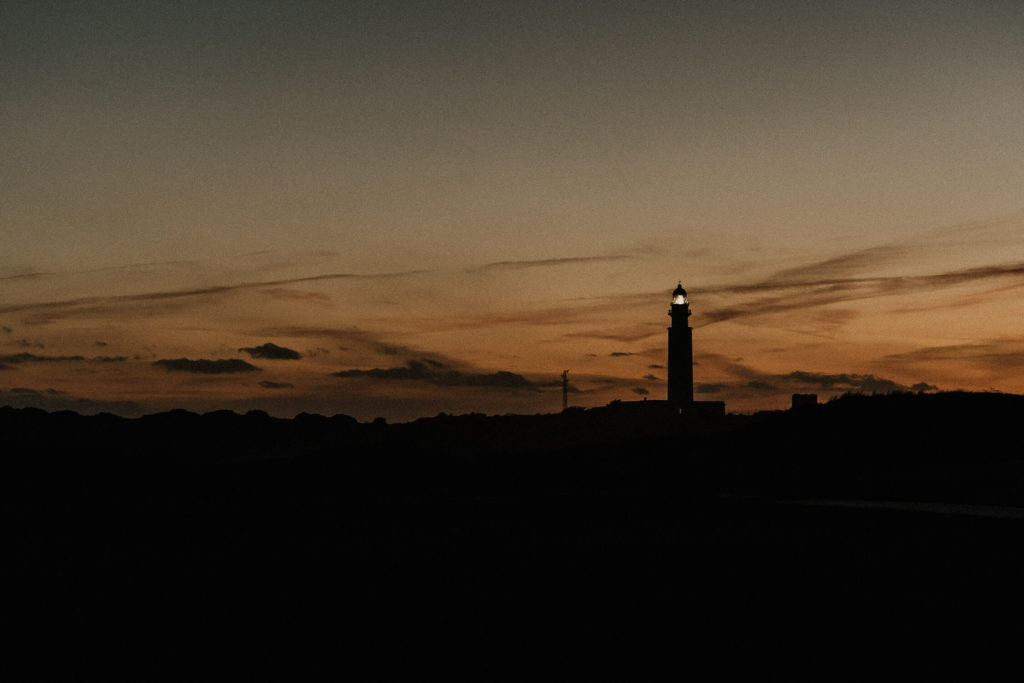 Leuchtturm Canos de Meca bei Sonnenuntergang