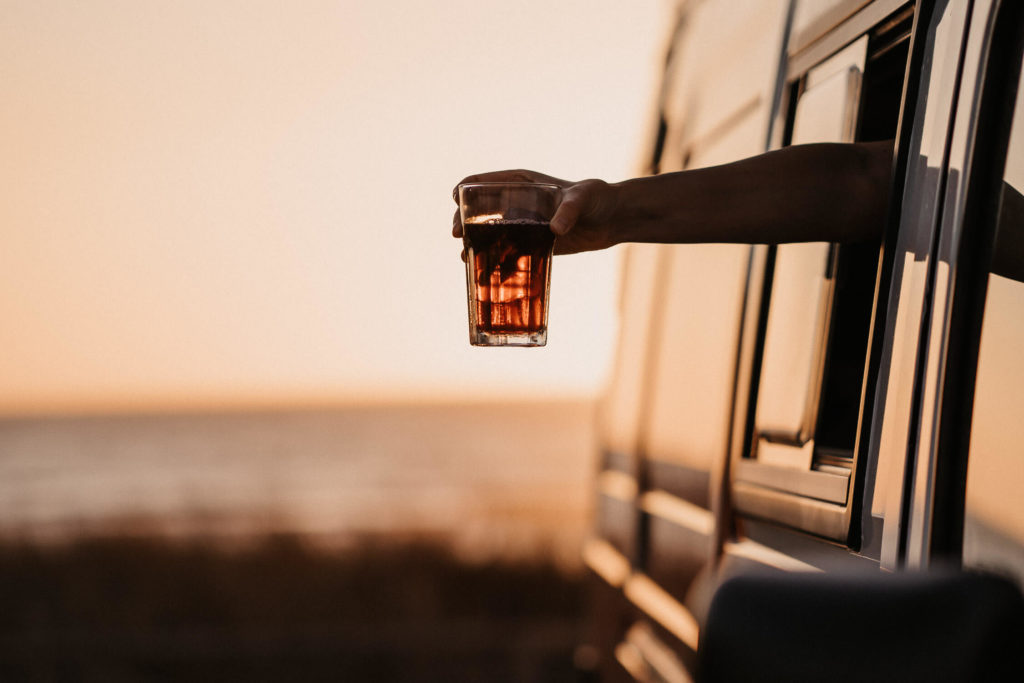 Vanlife Cocktail Sonnenuntergang in El Palmar